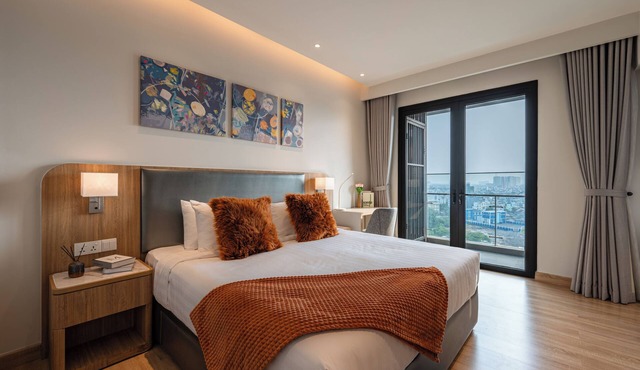 Zenity D1 Luxury 3BR Apt: Pool, Gym, Bathtub