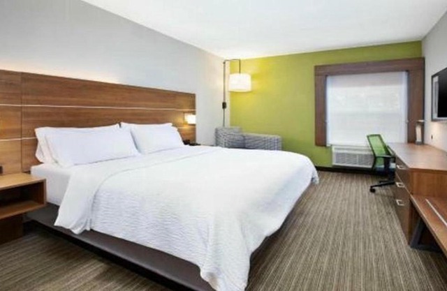 Holiday Inn Express Mt Vernon Ihg Hotel 