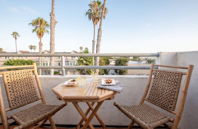 Sonrisa 3 Unit Buyout by AvantStay 10 Min from Belmont Park in Pacific Beach