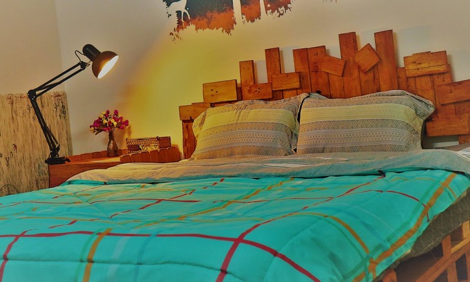 District 3 House | 203 - Lovely room no window