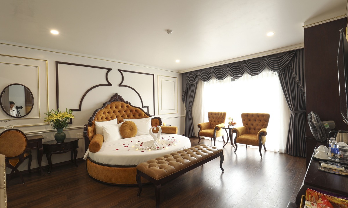 Ha Dong Hotel | Royal Văn Phú Hotel