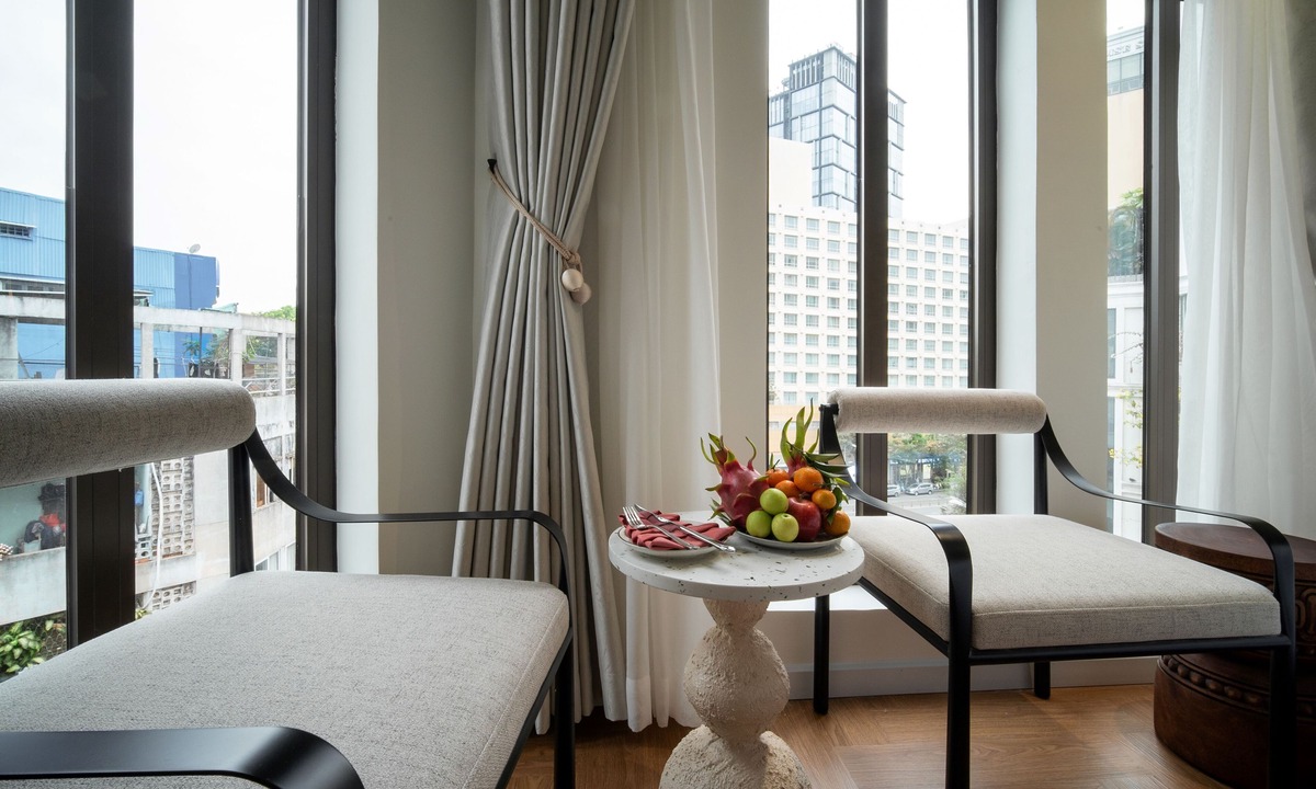 Downtown Ho Chi Minh City Hotel | Me Saigon Boutique Hotel