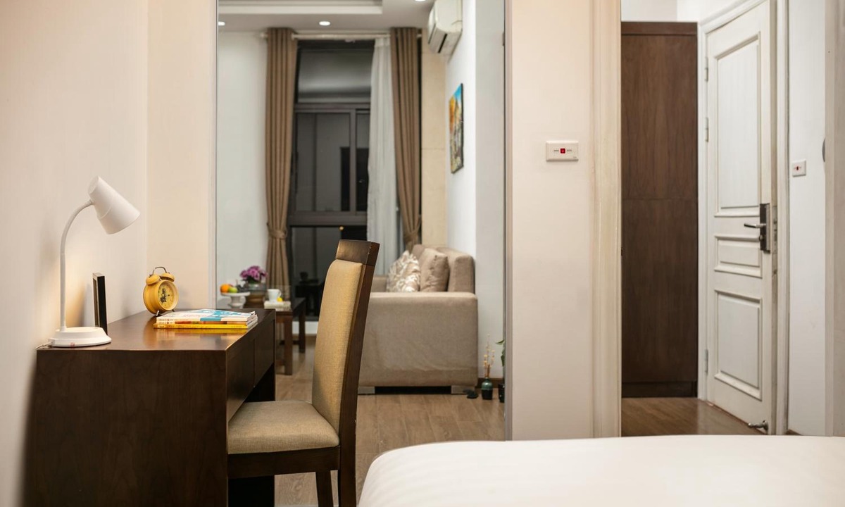 Dich Vong Hotel | The Bloom Classic - Hotel and Bistro