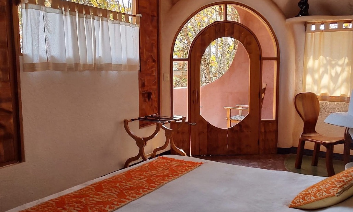 El Santuario Hotel | El Encinal de las Flores