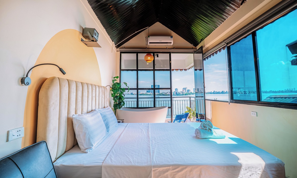 Thuy Khue Hotel | An Homestay Lakeview Apartment