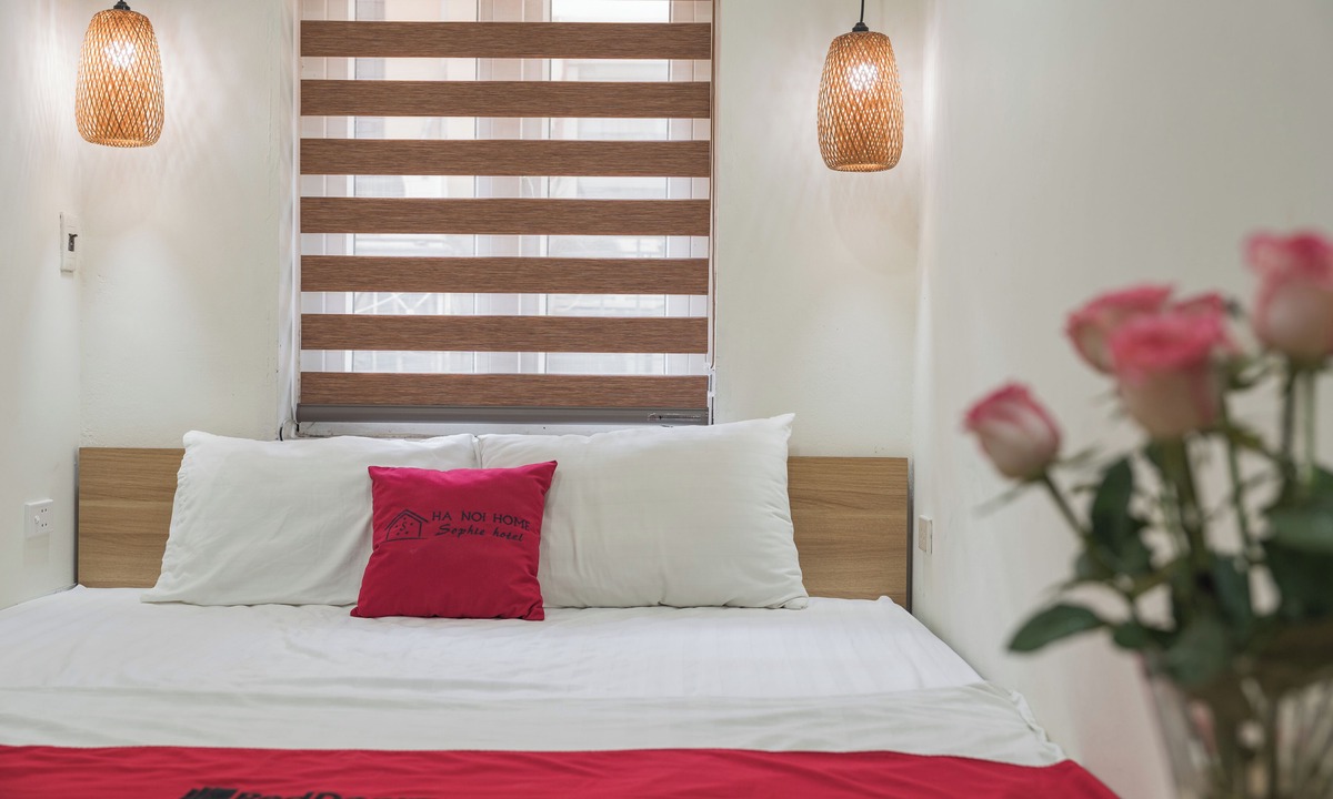 Hang Trong Hostel | Laura house