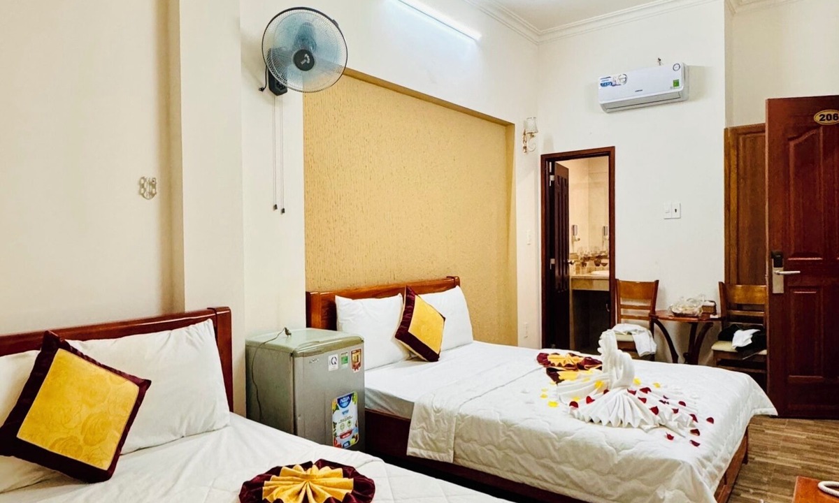 District 12 Hotel | Duc Phuc Hotel