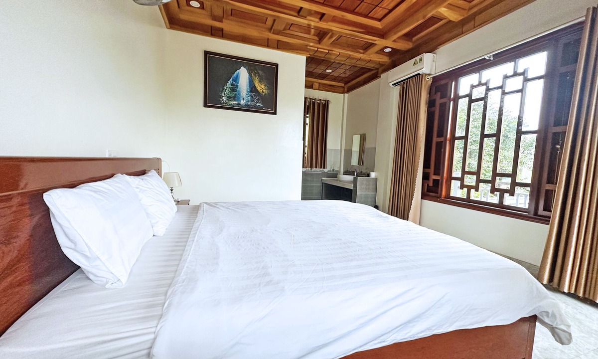 Son Trach Hotel | The Ridge Haven