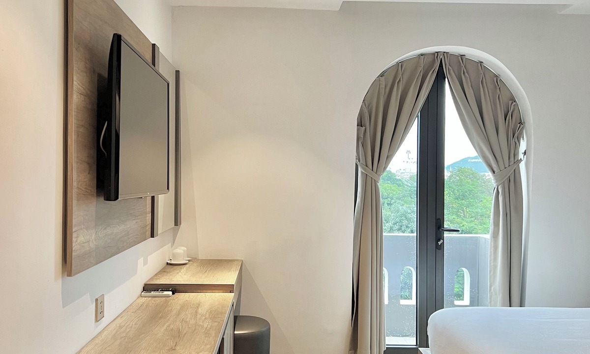 Nha Trang Hotel | La Sera Suites An Vien