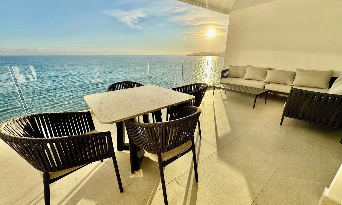 Bucerias Apartment | 4BR w/Oceanfront Views, Gym & Pools | Panarea 5D
