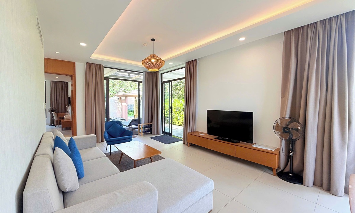 Cam Lam Villa | Luxury Villa Beach Front