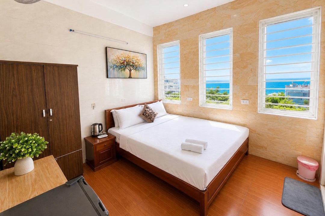 Lien Chieu House | GREEN MOTEL - Near The Sea