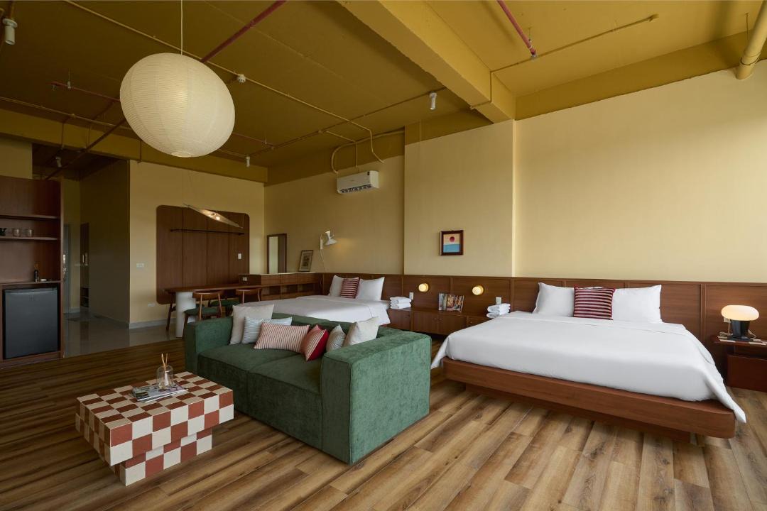 Hue Apartment | Mustard Room - Studio 2 giường King, view hoàng hôn - miễn phí gym và hồ bơi