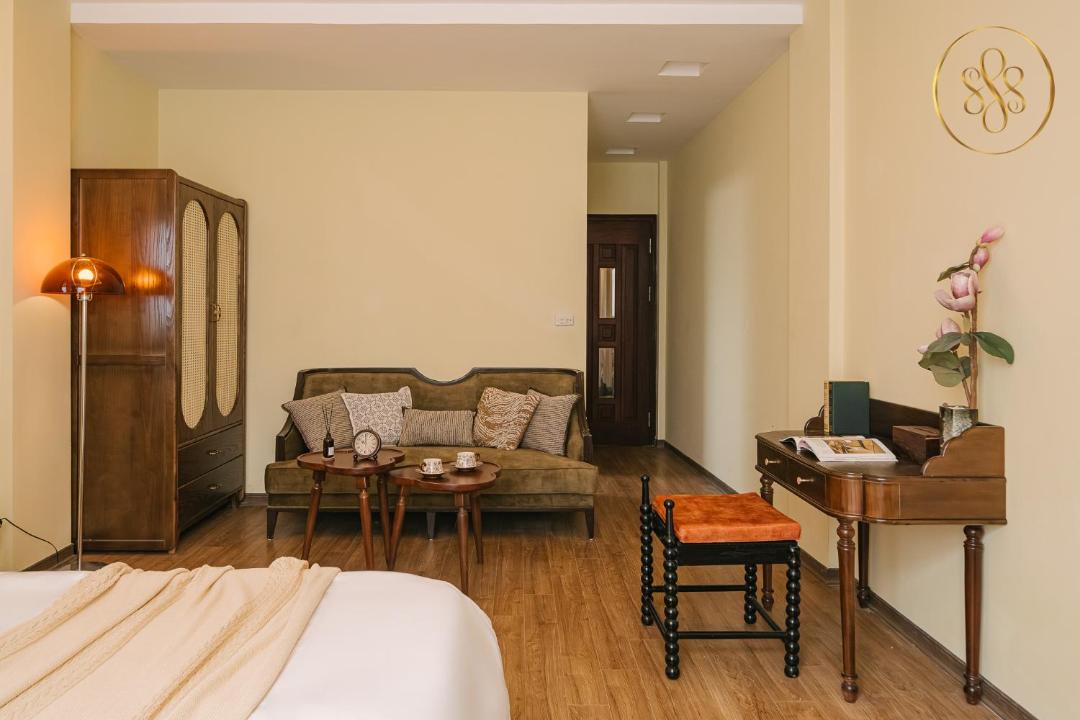 Hang Buom Apartment | Old Quarter Boutique Apartments with lift by Ssens Homes