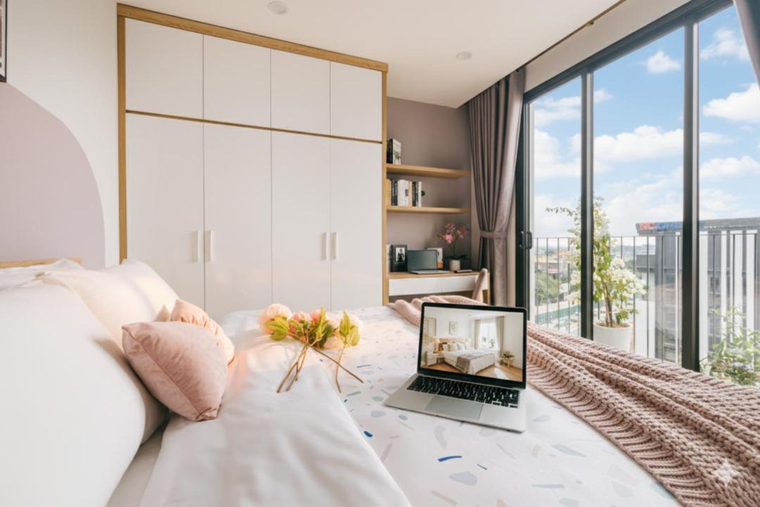 Nhat Tan Apartment | Urban Nomad Living 1BR City Apartment