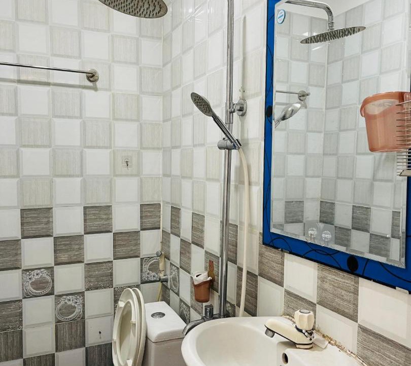 Phuong 8 House | LUNARIA corner of Tan Dinh