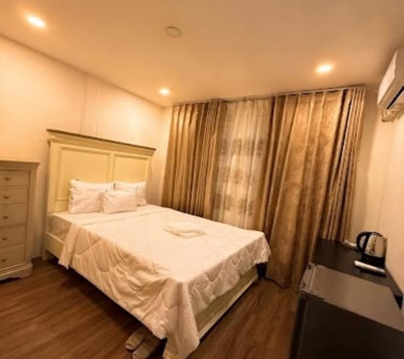 Phuong 6 Hotel | M&A Saigon Center Park Hotel