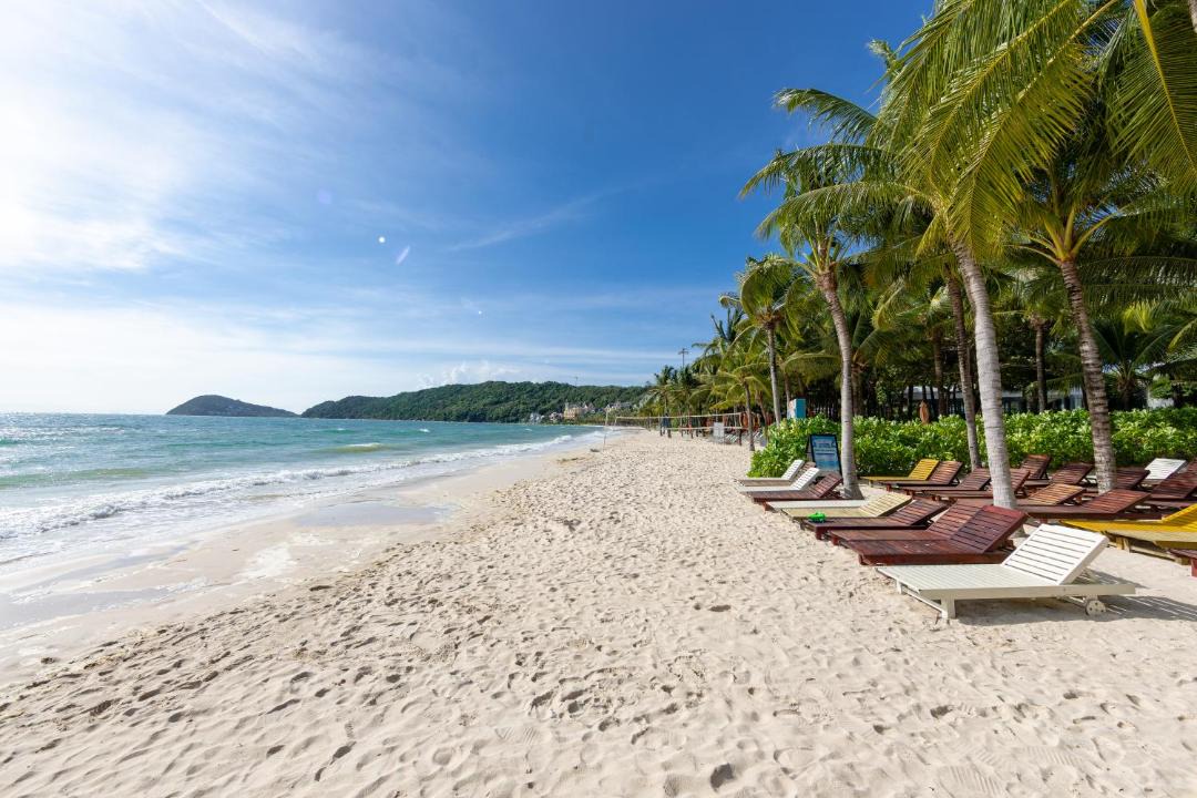 An Thoi Villa | Tropical Villas Khem Beach - 5 minutes walk to beach
