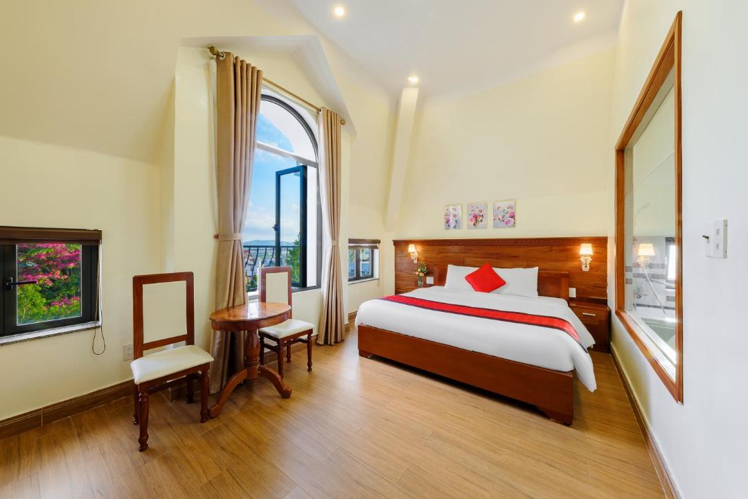 Phuong Hotel | Maro Boutique Villa