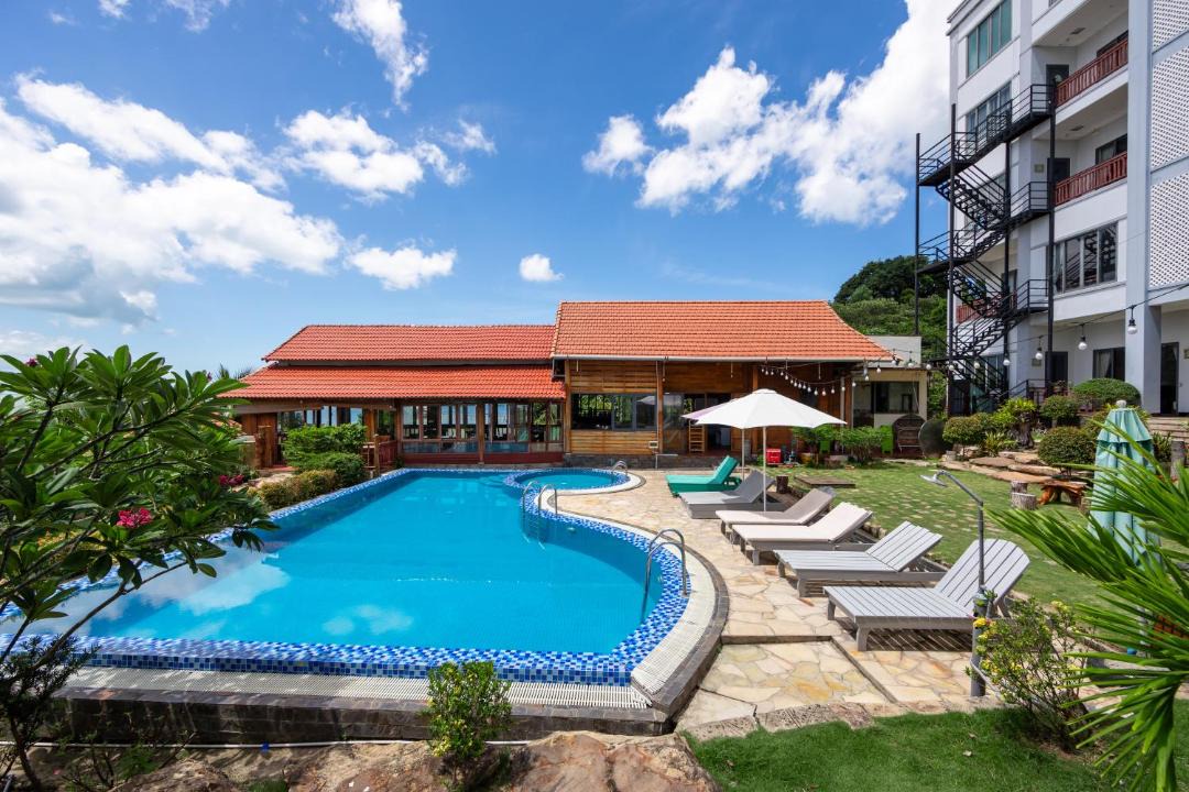 Ham Ninh Hotel | Casa De Sol Resort - Wuwei Retreat