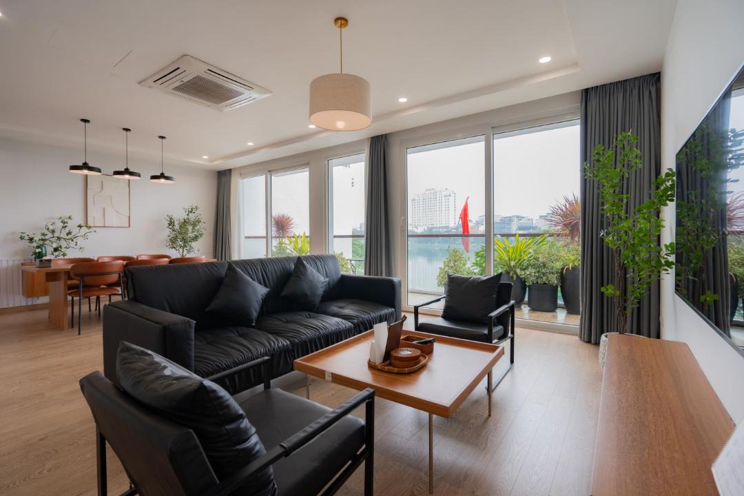 Quang An Hotel | XÔI Aqua Suites West Lake