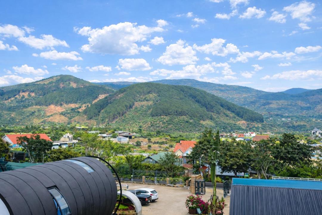 Lam Ha Hotel | The Hill Home and Coffee