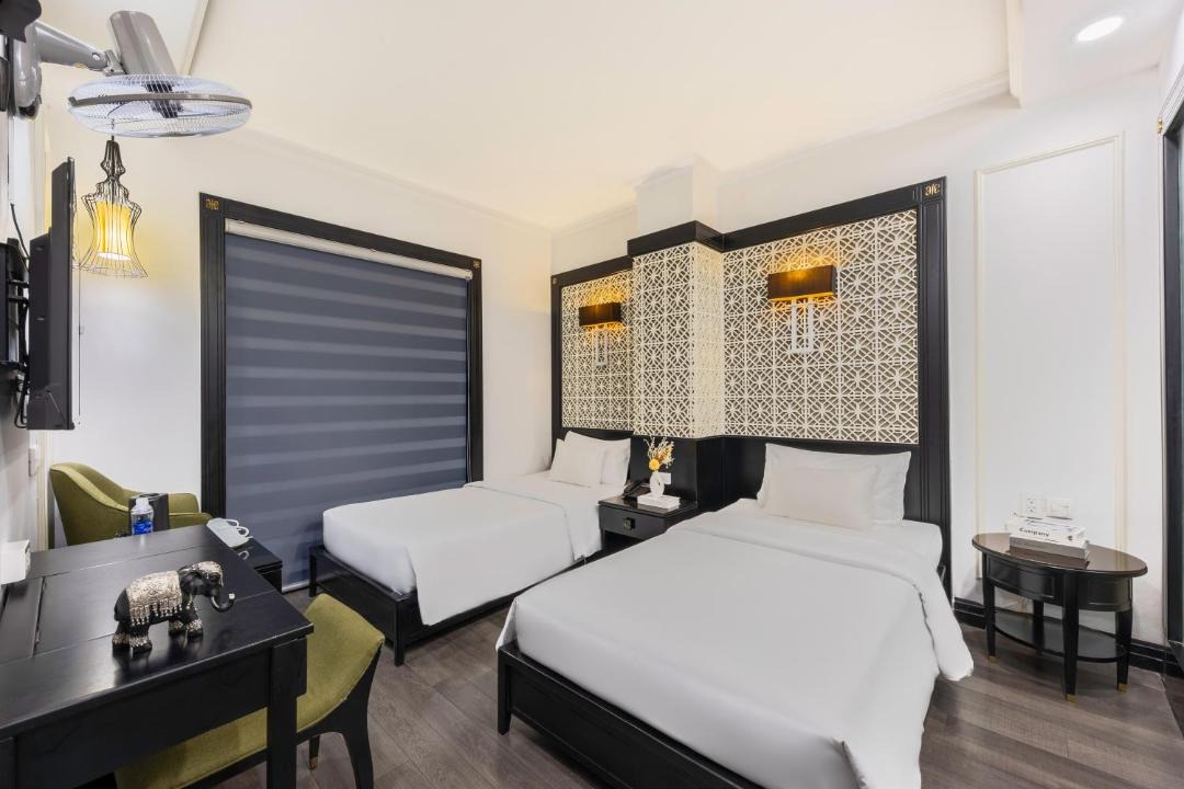 Phuong 6 Hotel | A25 Premium Hotel - 06 Trương Định