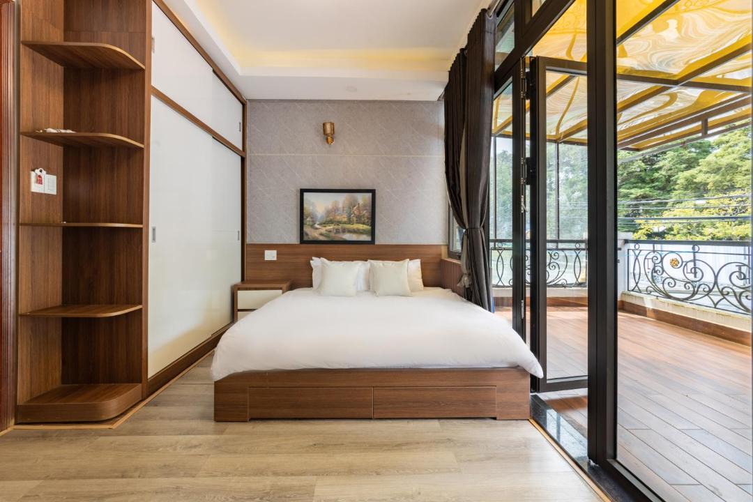 Phuong Hotel | Phương Trinh Hotel