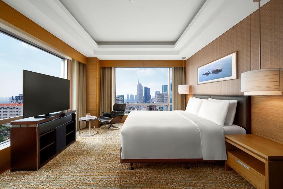 Ben Nghe Hotel | JW Marriott Hotel and Suites Saigon