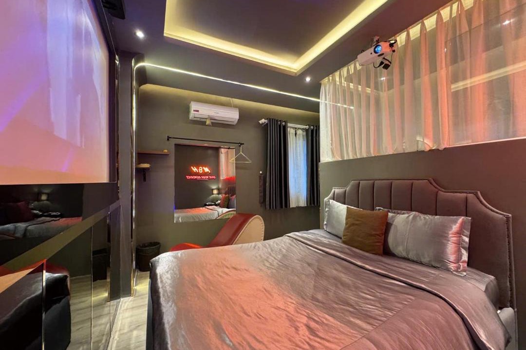 District 4 Hotel | M&H Cinema
