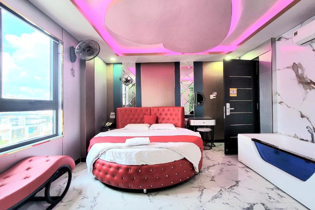 Binh Thanh Hotel | T&T Hotel