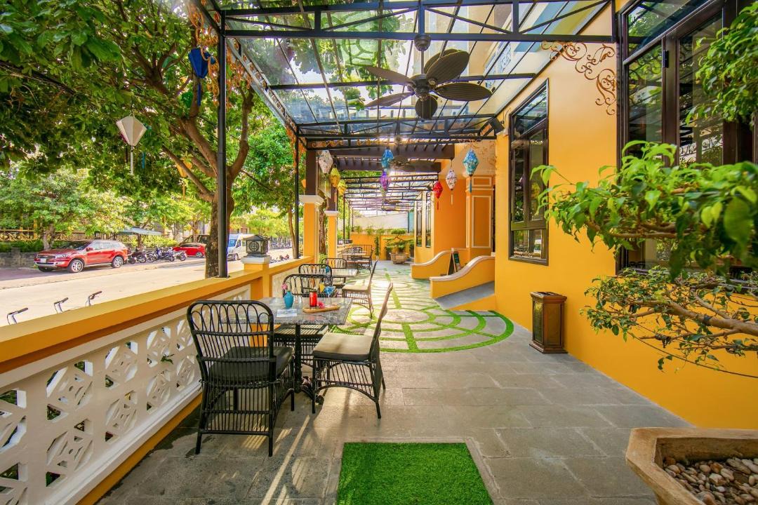 Hoi An Hotel | La Charm Hoi An Hotel - Peaceful Boutique In Old Town