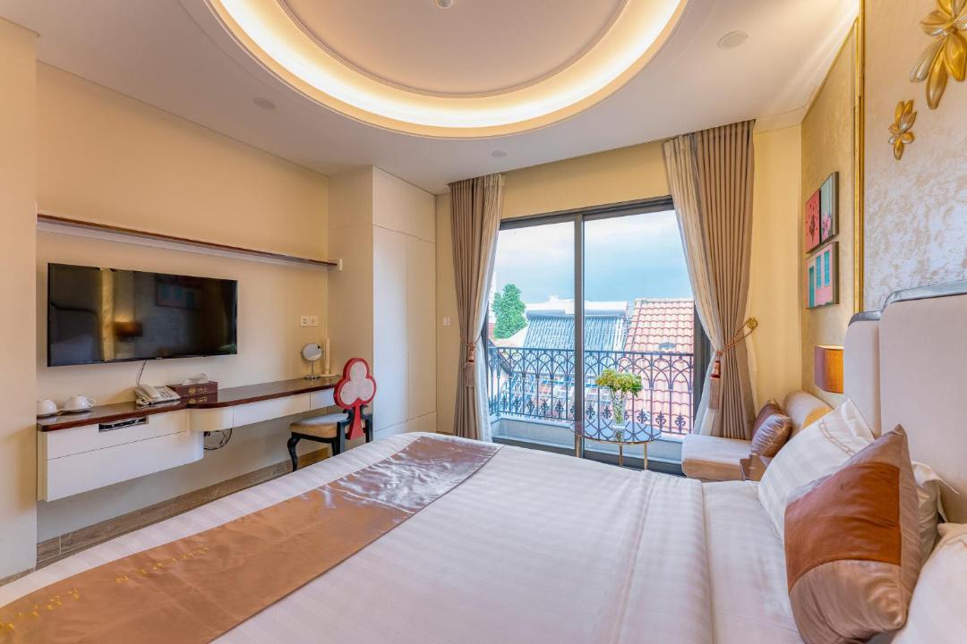 Phu My Hung Hotel | Golden Tree Hotel & Apartment