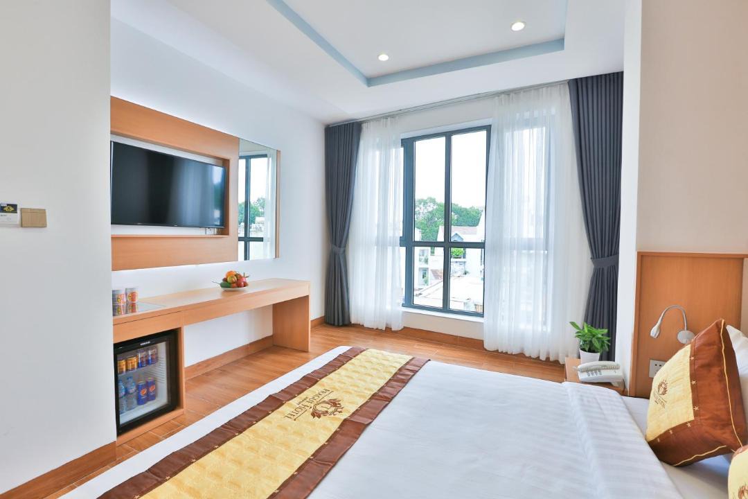 Tan Binh Hotel | Prague Saigon Airport Hotel