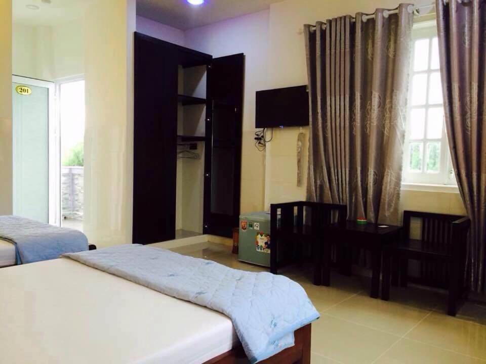 Ninh Hoa Hotel | Hoang Gia Doc Let