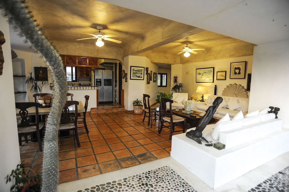 Photo of Livingroom in Ixtapa