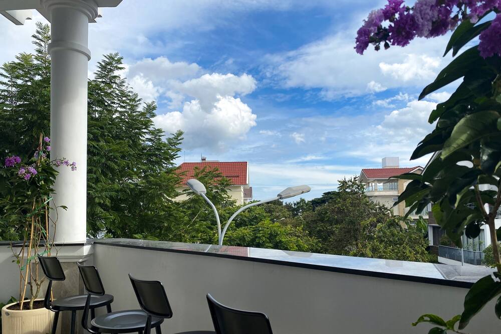 Photo of Patio Balcony in Tan Qui Dong