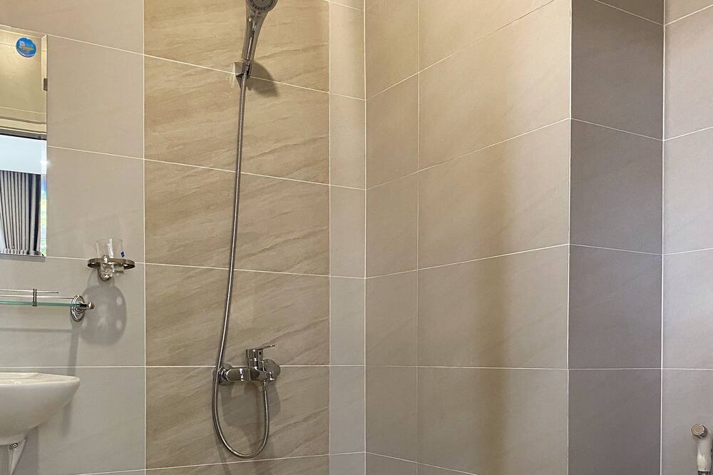 Photo of Bathroom in Tan Qui Dong