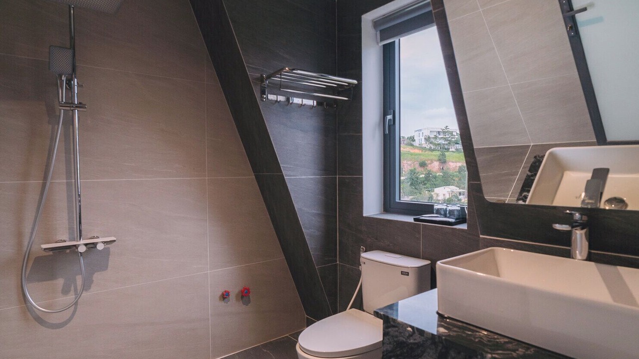 Photo of Bathroom in Phuong