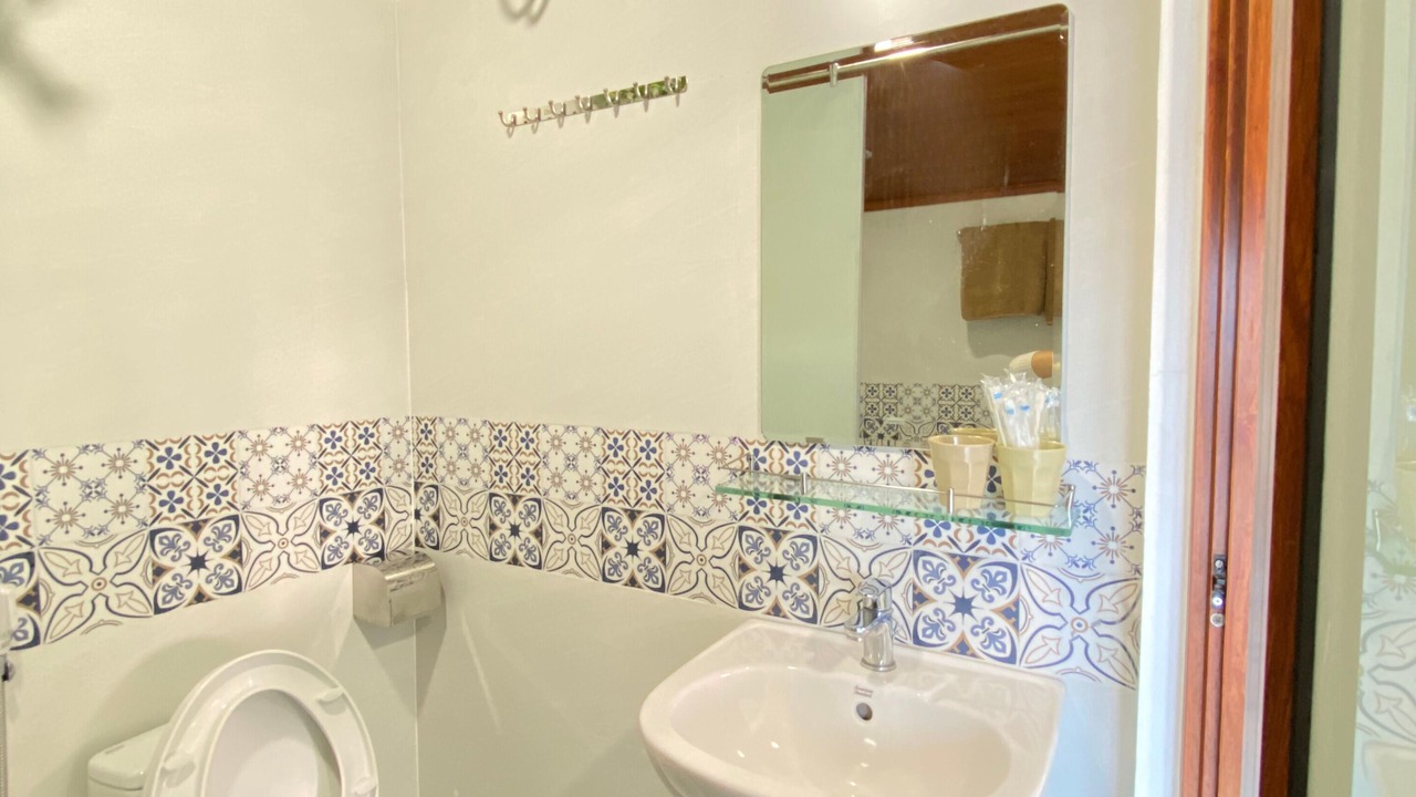 Photo of Bathroom in Hue