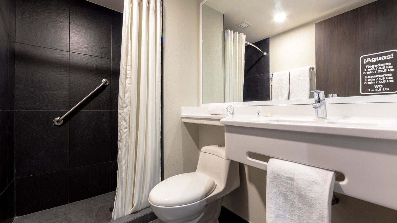 Photo of Bathroom in Delicias