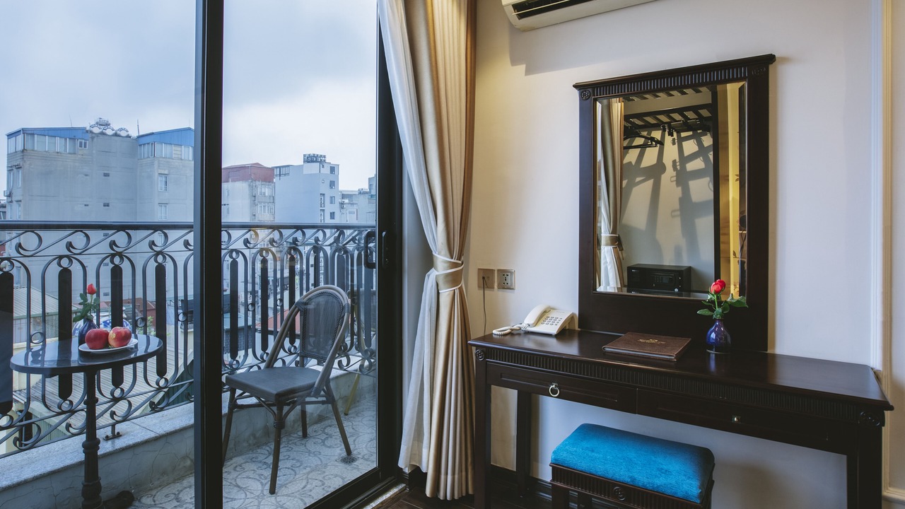 Photo of Patio Balcony in Hang Trong
