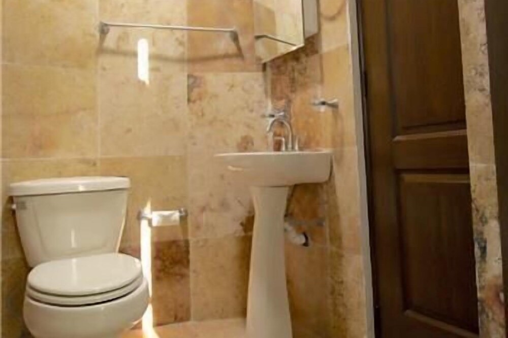 Photo of Bathroom in Conchas Chinas