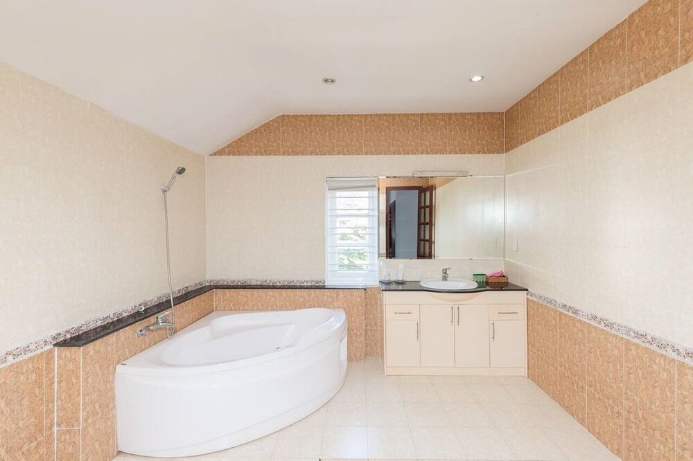 Photo of Bathroom in Thang Tam