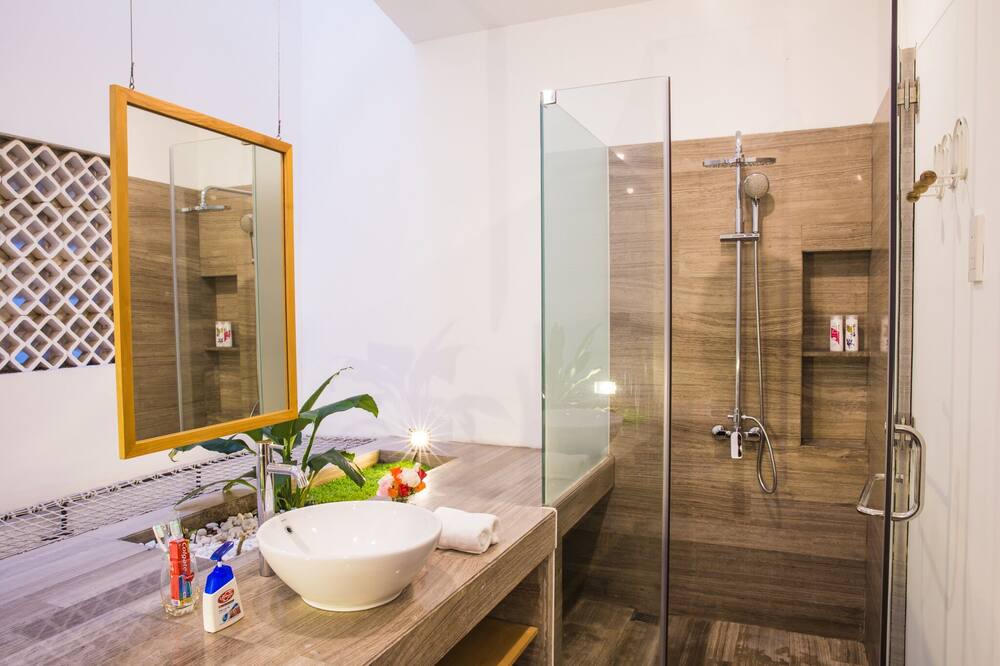 Photo of Bathroom in Hang Xanh