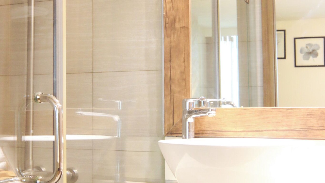 Photo of Bathroom in District 10