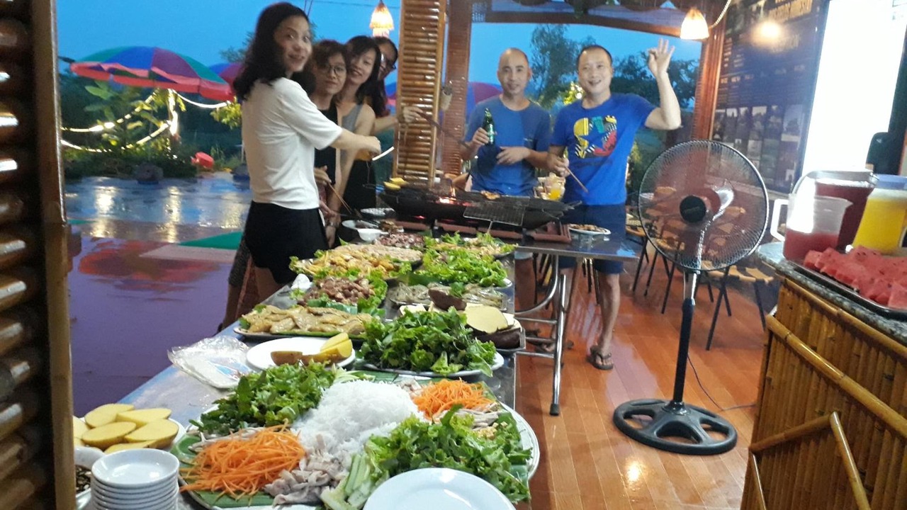 Photo of Others in Hoa Lu