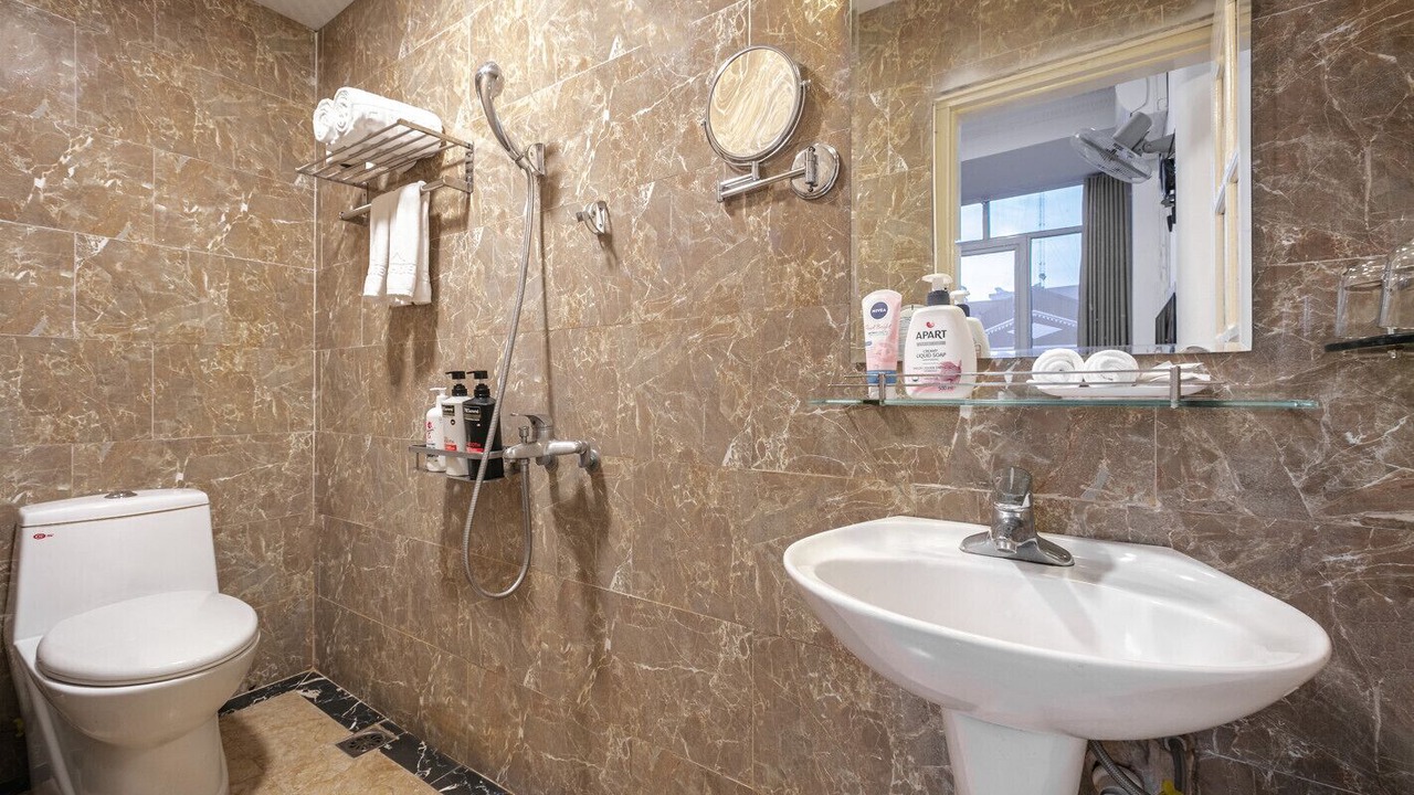 Photo of Bathroom in Hai Ba Trung
