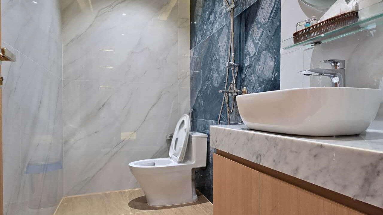 Photo of Bathroom in Phuong 15