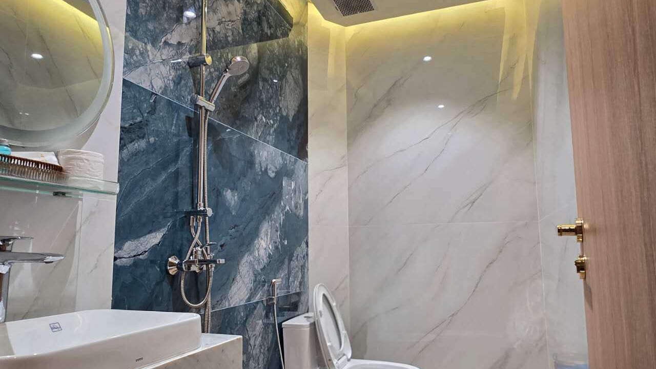 Photo of Bathroom in Phuong 15
